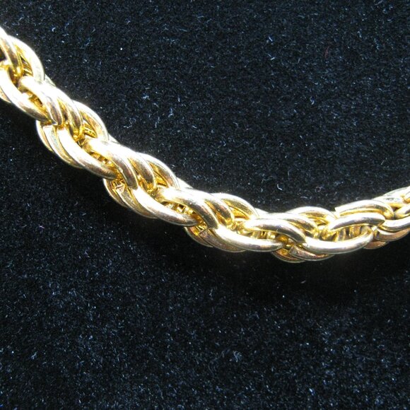 Vintage 1980's Gold Graduated Braided Necklace - 24" long unclasped - 12" drop - Picture 3 of 6